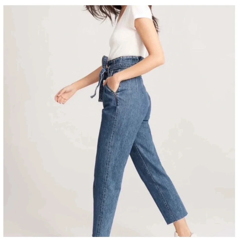 Abercrombie & Fitch Mom Jean Womens 26/2R‎ Blue Paperbag Waist Belted Straight